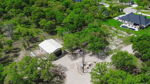 1007 Glenoaks Drive, Weatherford, TX 76088