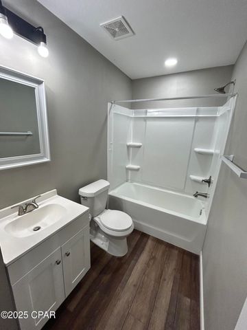 6522 Olokee Street, Panama City, FL 32404