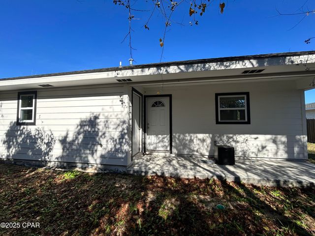 6522 Olokee Street, Panama City, FL 32404