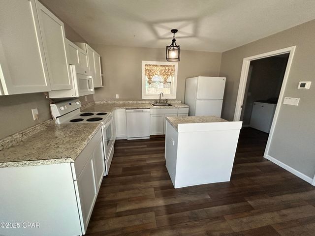 6522 Olokee Street, Panama City, FL 32404