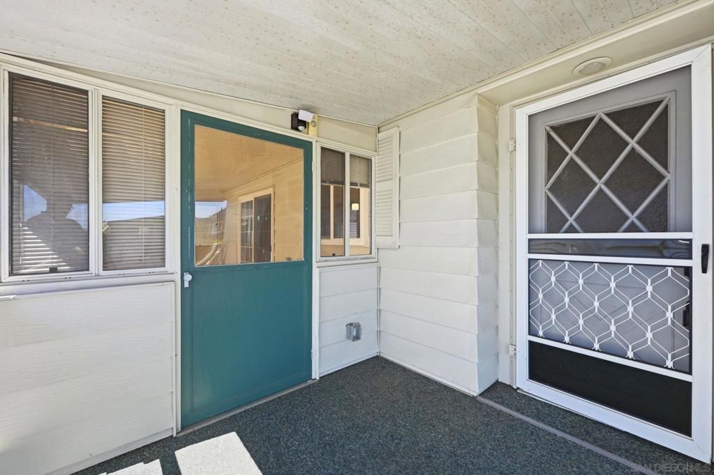 Image 4 of property listing at 3535 Linda Vista SPC 193, San Marcos, CA 92078