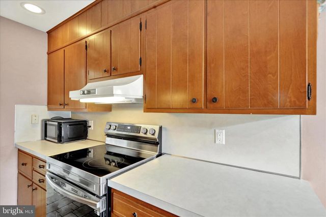 21 JEFFERSON PL, Bernville, PA 19506