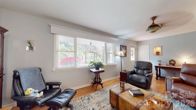 979 Greenville Highway, Brevard, NC 28712