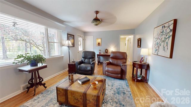 979 Greenville Highway, Brevard, NC 28712