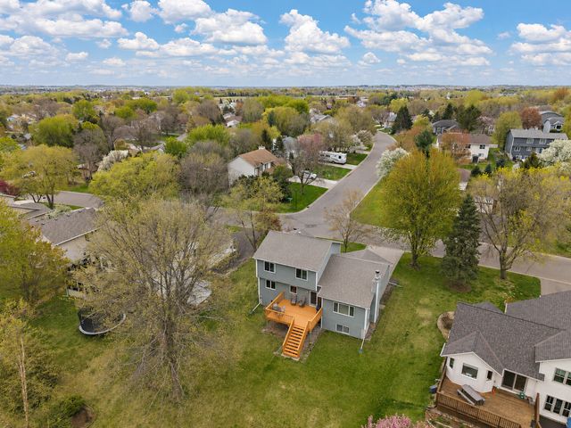 8906 Sequoia Road, Woodbury, MN 55125