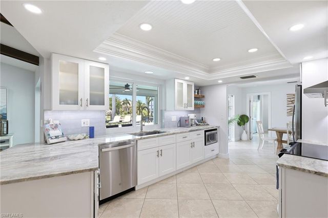5218 Stratford CT, Cape Coral, FL 33904