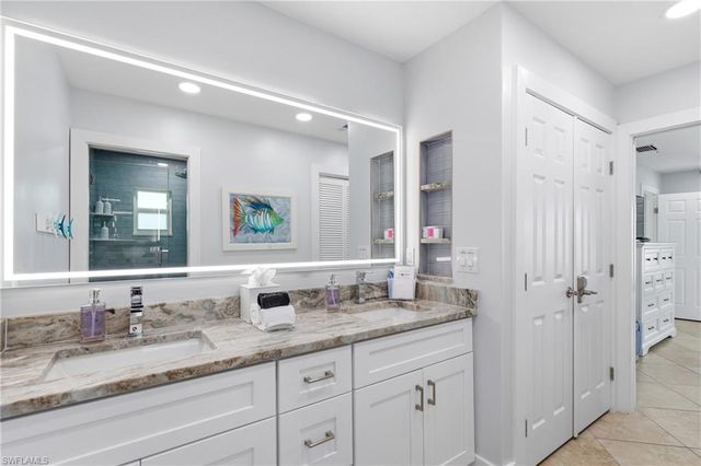 5218 Stratford CT, Cape Coral, FL 33904