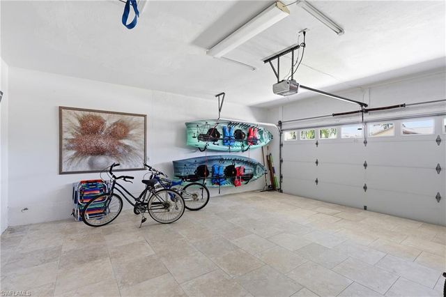 5218 Stratford CT, Cape Coral, FL 33904
