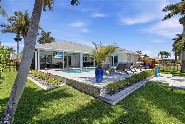 5218 Stratford CT, Cape Coral, FL 33904