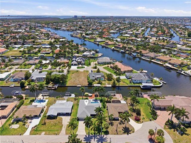 5218 Stratford CT, Cape Coral, FL 33904