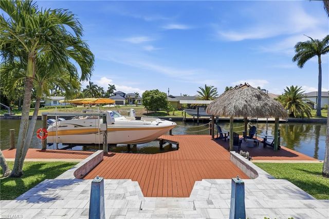 5218 Stratford CT, Cape Coral, FL 33904