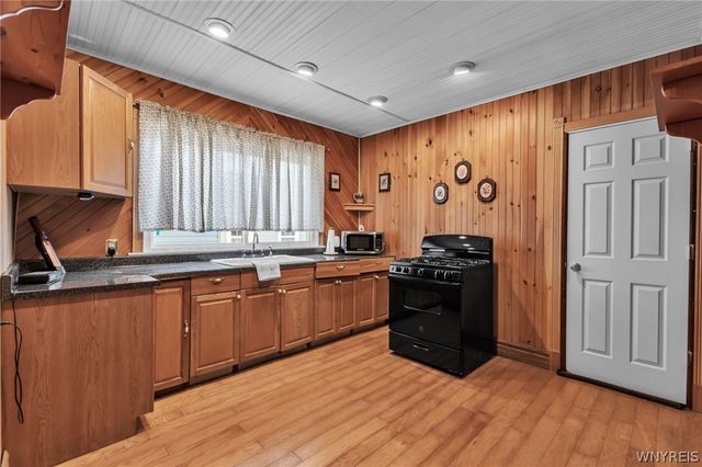 145 Highgate Avenue, Buffalo, NY 14214