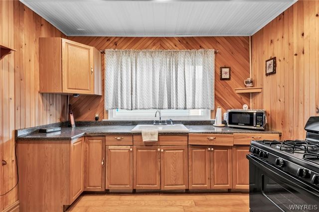 145 Highgate Avenue, Buffalo, NY 14214