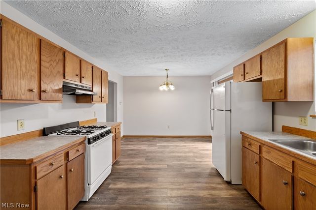 103 W Crosier Street, Akron, OH 44311