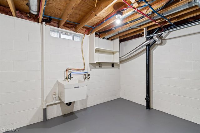 103 W Crosier Street, Akron, OH 44311