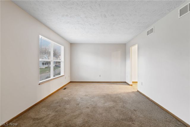 103 W Crosier Street, Akron, OH 44311