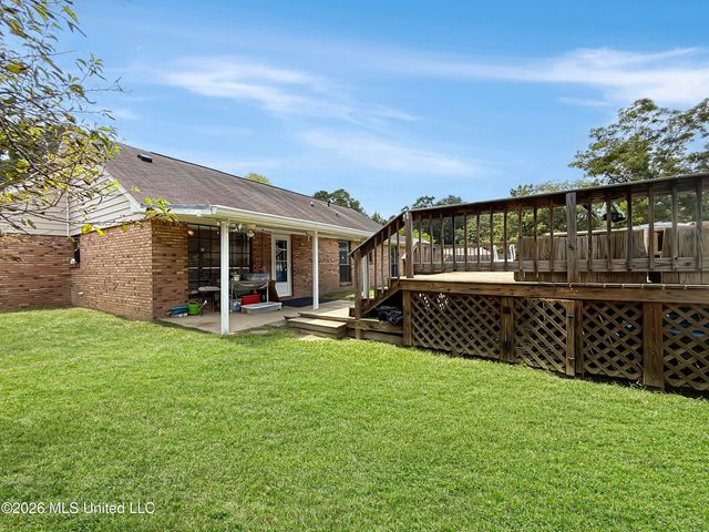 1028 R N Whitfield Street, Florence, MS 39073