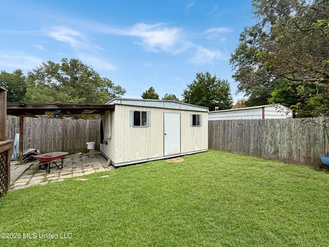 1028 R N Whitfield Street, Florence, MS 39073