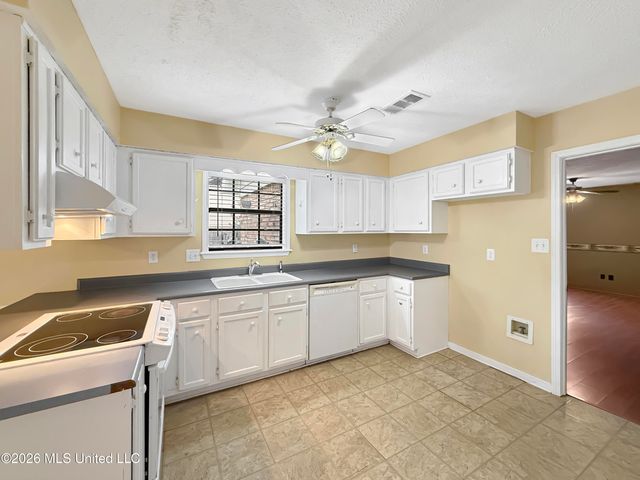 1028 R N Whitfield Street, Florence, MS 39073