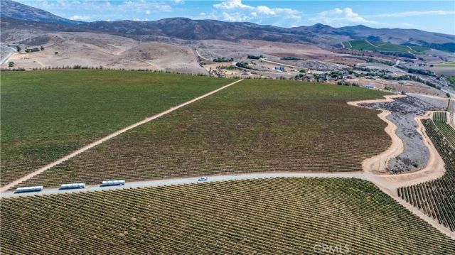 35095 Metz Road, Soledad, CA 93960