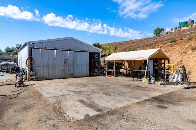 35095 Metz Road, Soledad, CA 93960