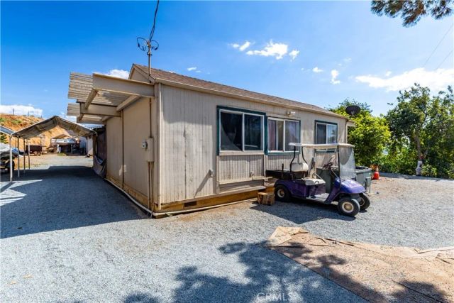 35095 Metz Road, Soledad, CA 93960