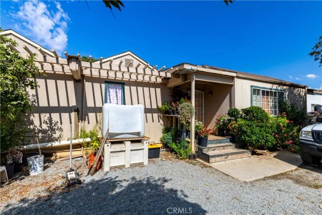 35095 Metz Road, Soledad, CA 93960