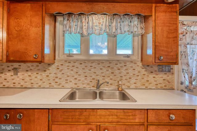 504 SAN MATEO LN, Temple, PA 19560