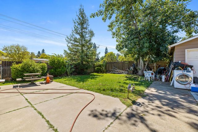 2388 Hurley Way, Sacramento, CA 95825