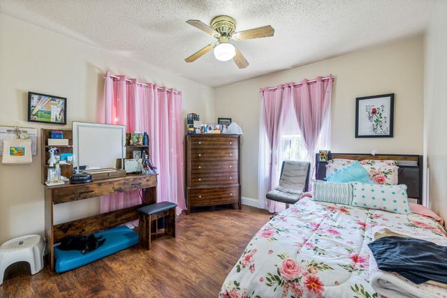 2388 Hurley Way, Sacramento, CA 95825