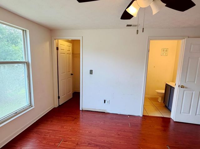 4265 Parkview Court, Stone Mountain, GA 30083