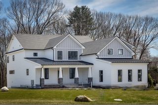 2 Emerald Drive, Hopkinton, MA 01748