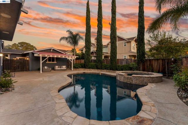 5329 Flagg Lane, Livermore, CA 94550