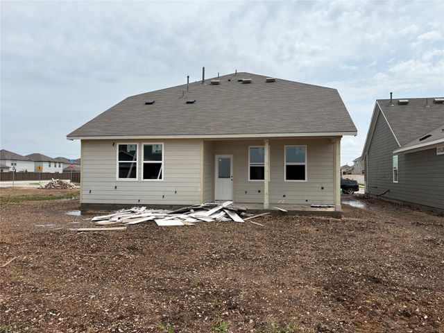 204 Willow Heights DR, Hutto, TX 78634