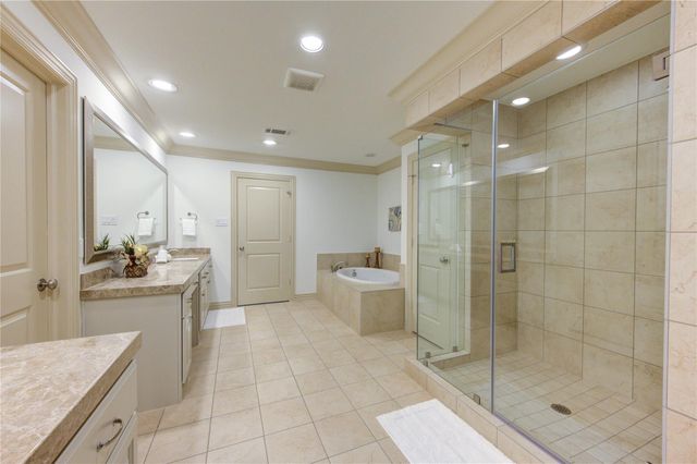 13606 Teal Bluff Lane, Houston, TX 77077