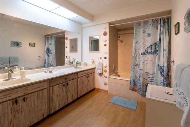 4660 LA JOLLA DRIVE, Bradenton, FL 34210