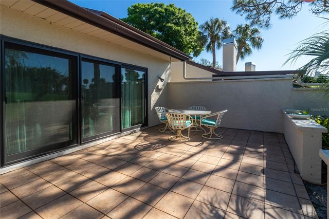 4660 LA JOLLA DRIVE, Bradenton, FL 34210