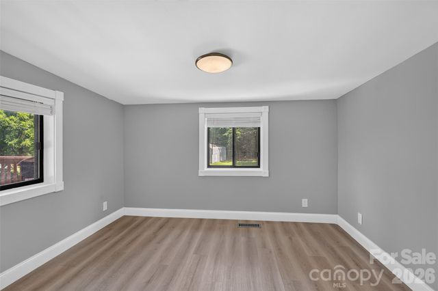 7040 Pear Tree Road, Charlotte, NC 28216