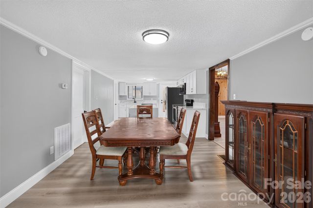 7040 Pear Tree Road, Charlotte, NC 28216