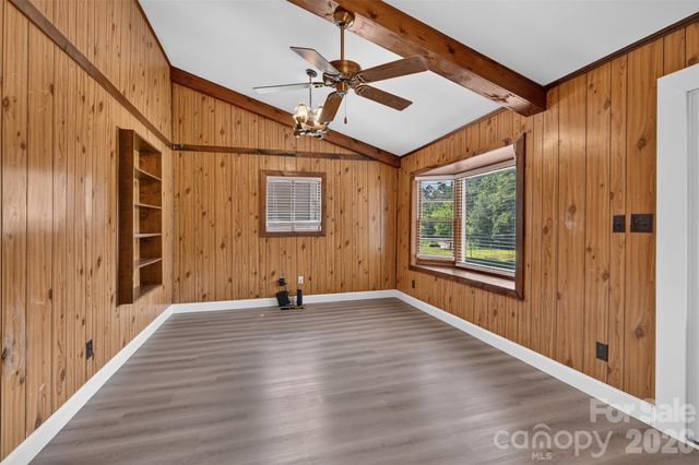 7040 Pear Tree Road, Charlotte, NC 28216