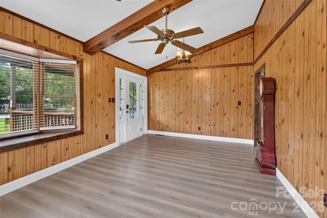 7040 Pear Tree Road, Charlotte, NC 28216