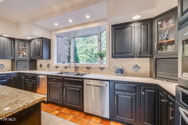 704 Chippendale Road, Kingsport, TN 37660