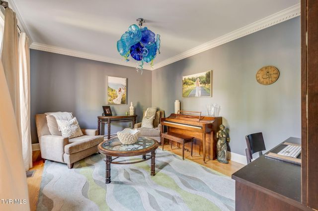 704 Chippendale Road, Kingsport, TN 37660