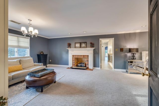 704 Chippendale Road, Kingsport, TN 37660