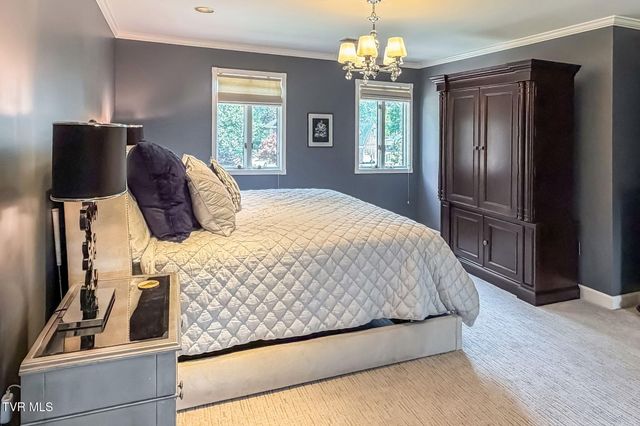 704 Chippendale Road, Kingsport, TN 37660
