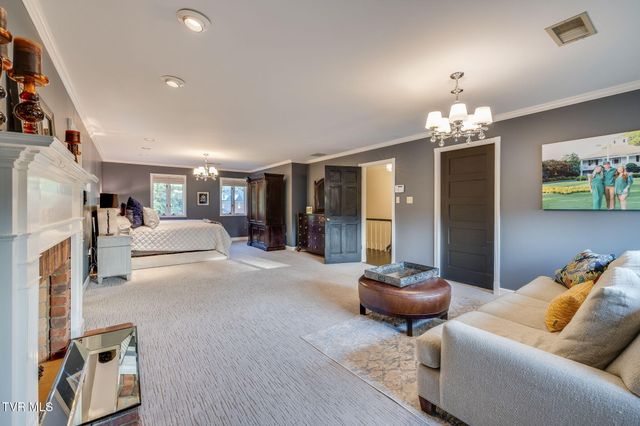704 Chippendale Road, Kingsport, TN 37660