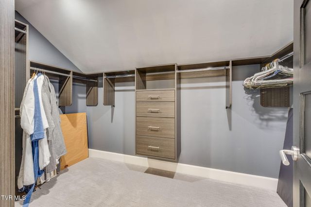 704 Chippendale Road, Kingsport, TN 37660