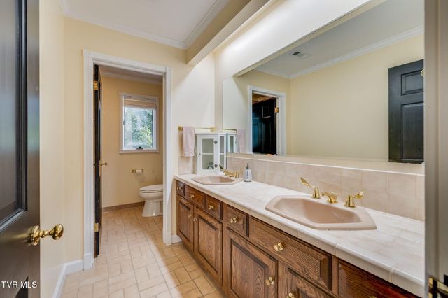 704 Chippendale Road, Kingsport, TN 37660