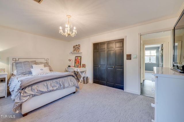704 Chippendale Road, Kingsport, TN 37660