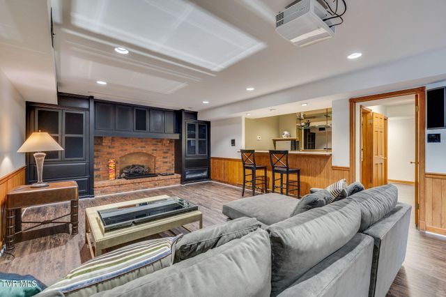 704 Chippendale Road, Kingsport, TN 37660